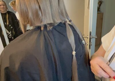 Haarspende für krebskranke Kinder